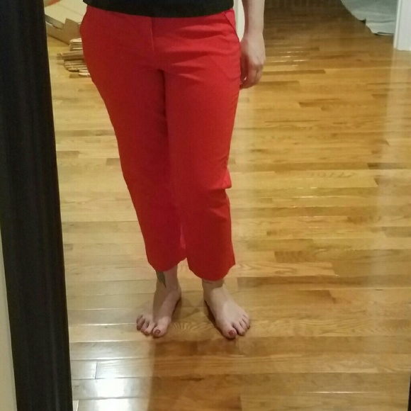 ❌SOLD❌Red Fitted Ankle Pants
