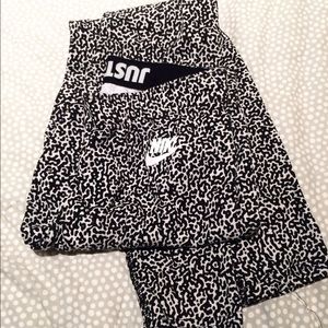 Nike Speckle Leggings