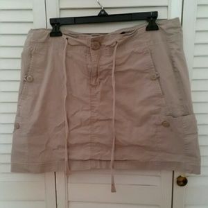 Tan/Kacki skort?? Lane Bryant