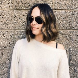 Meet your Posher, Mari