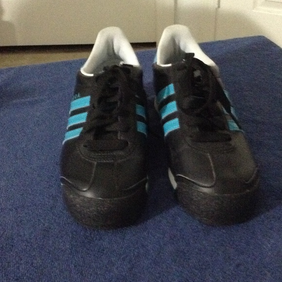 Samoa Neon Blue Adidas