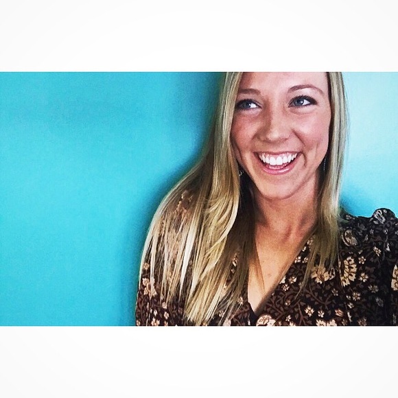 Meet your Posher, Halston