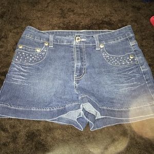 Super cute jean shorts