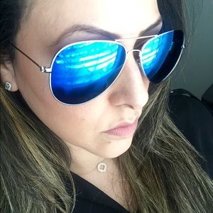 Electric Blue mirrored polarized sunglasses