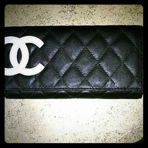 Chanel black wallet