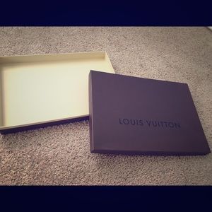 Louis Vuitton scarves box