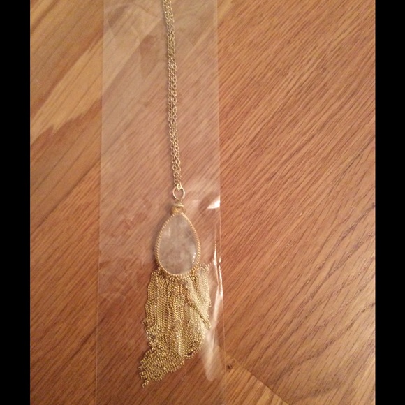 SOLD IN BUNDLE 🎉HP🎉30'' Semi-Precious Crystal - Picture 2 of 4