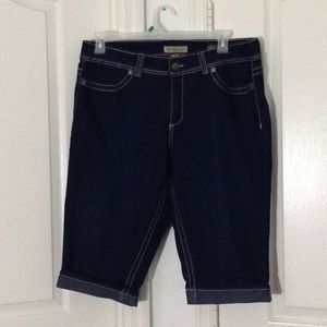 [MISSY] Cuffed Denim Capris