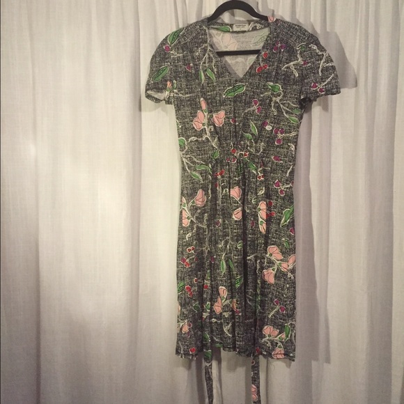 Cutest floral designer dress with tie in the back