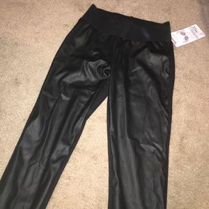 Leather leggings