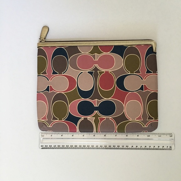 Coach IPad Case - Picture 2 of 4