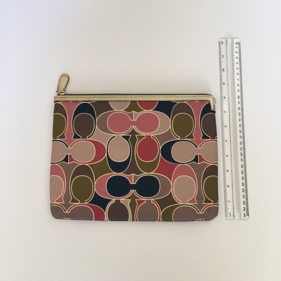 Coach IPad Case - Picture 3 of 4