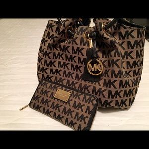 Michael Khors Bag