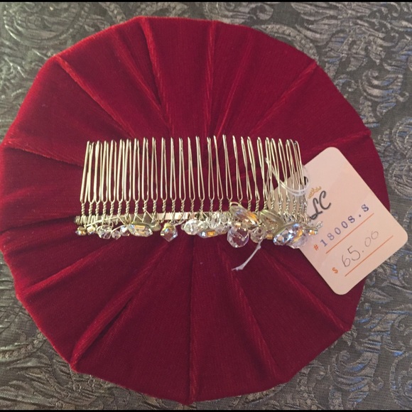 Clear/Ivory Rhinestone Bridal Comb - Picture 2 of 2