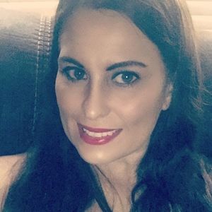 Meet your Posher, Cassandra