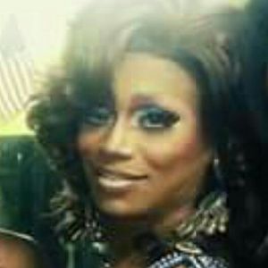 Meet your Posher, Nakia