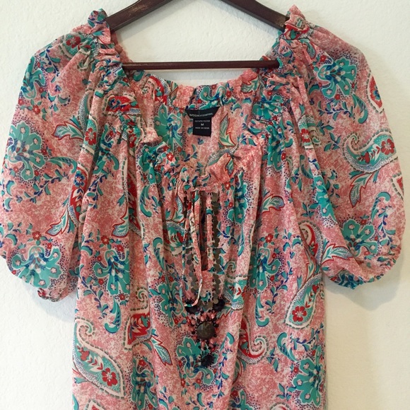 Off-the-Shoulder Boho Blouse - Picture 2 of 4