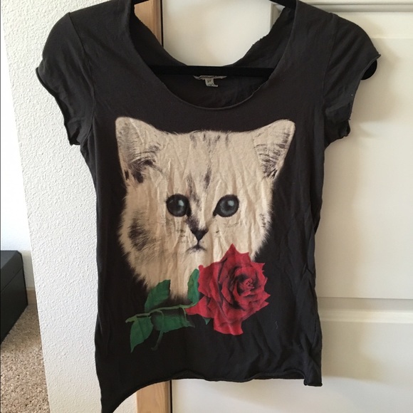 Forever 21 Graphic Kitty and Rose Shirt