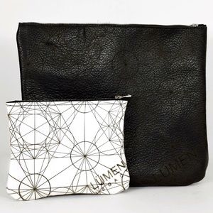 Metatron's Essentials Bag in size: Oversized.