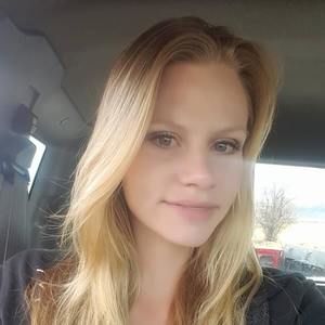 Meet your Posher, Karlie