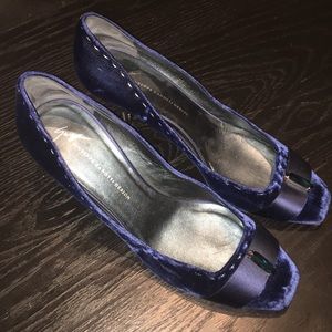 SALE !! Giuseppe Zanotti Velvet Blue Heels