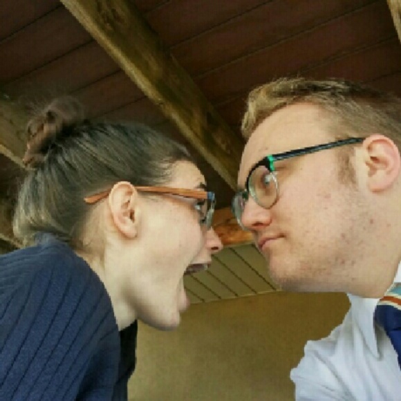 Meet your Posher!!! - Picture 2 of 4