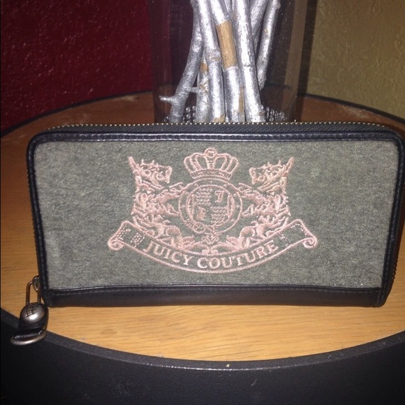 Juicy couture large wallet