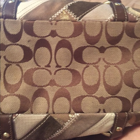 Authentic Coach purse - Picture 3 of 4