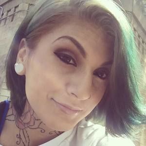 Meet your Posher, Marissa