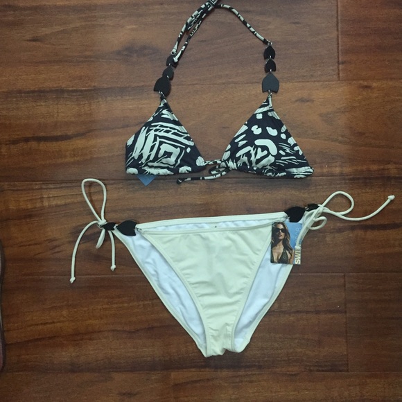 Victoria's Secret Navy and Cream Bikini Set - Picture 2 of 3