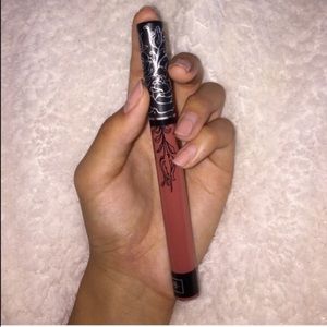 Kat Von D Lolita 2 Liquid Lipstick