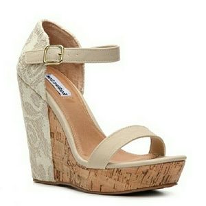 *1Day SALE* Nude/Tan Lace Corkscrew Wedges - 11