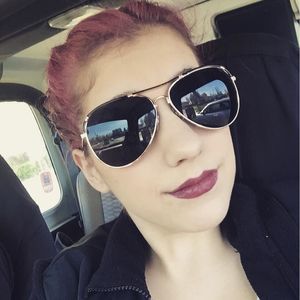 Meet your Posher, Bridget