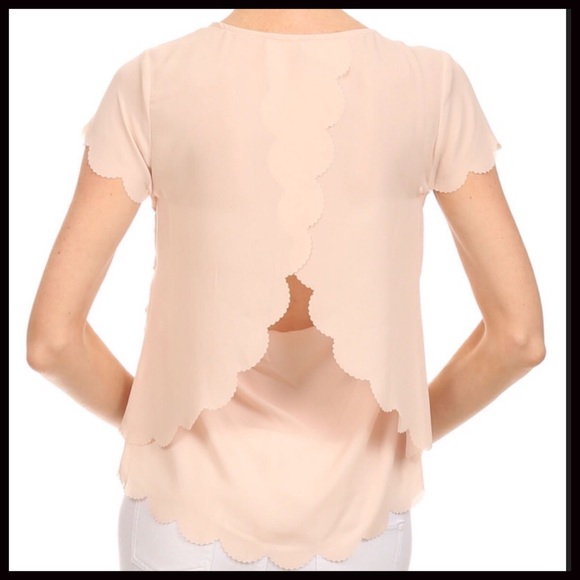 Scallop-Edged Lace Top - Picture 3 of 4