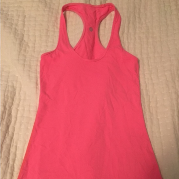 Lulu Lemon tank