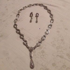 Rhinestone necklace and earrings set
