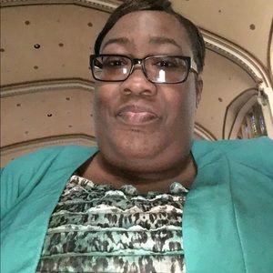 Meet your Posher, Brenda