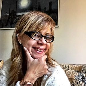 Meet your Posher, Carla