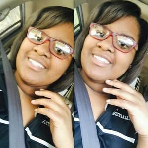 Meet your Posher, Kendra