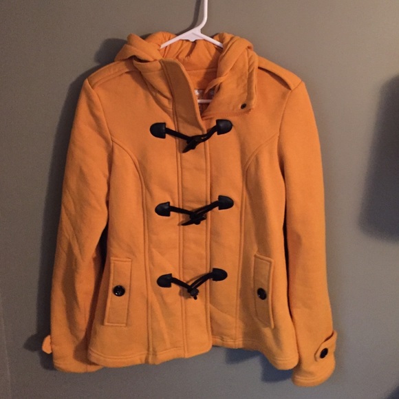 Mustard-yellow fall/spring jacket - Picture 1 of 3