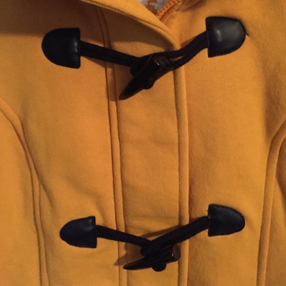 Mustard-yellow fall/spring jacket - Picture 3 of 3
