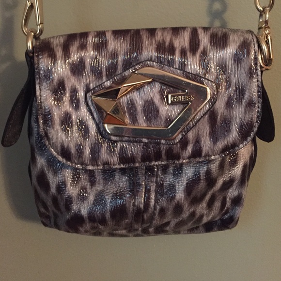 Animal Print Guess Purse - Picture 1 of 3