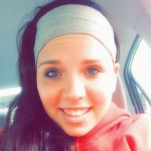 Meet your Posher, Kendra