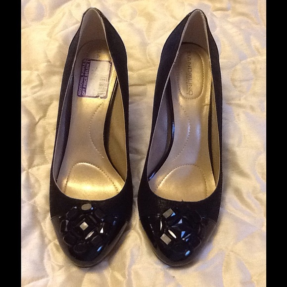 Bandolino Lorana Black Heels w Bling on Toe Cap