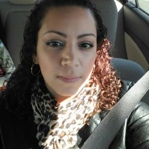 Meet your Posher, Monica