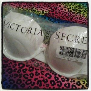 Victoria's Secret Push-Up Plunge Bra 38C