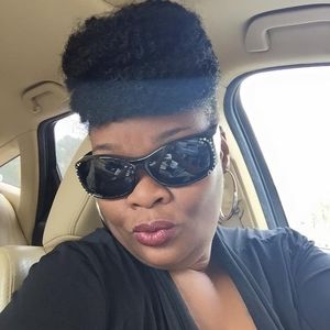 Meet your Posher, Melinda