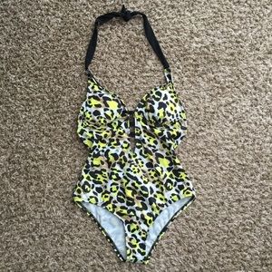 🌴😎 Guess Leopard Cheetah Print Neon One Piece XS