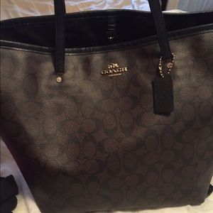 Coach tote