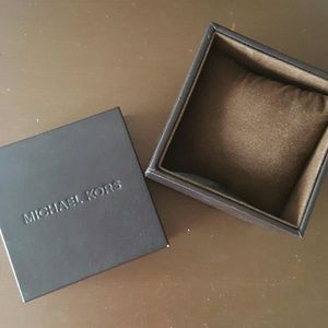 Michael Kors watch box